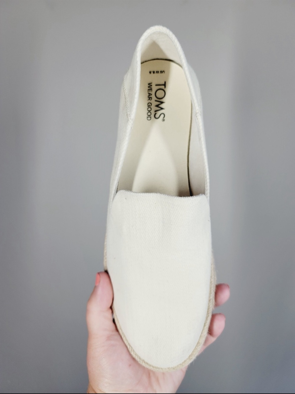 TOMS Carolina Classic Slip-On Espadrille in Natural Twill, Size 8.5
